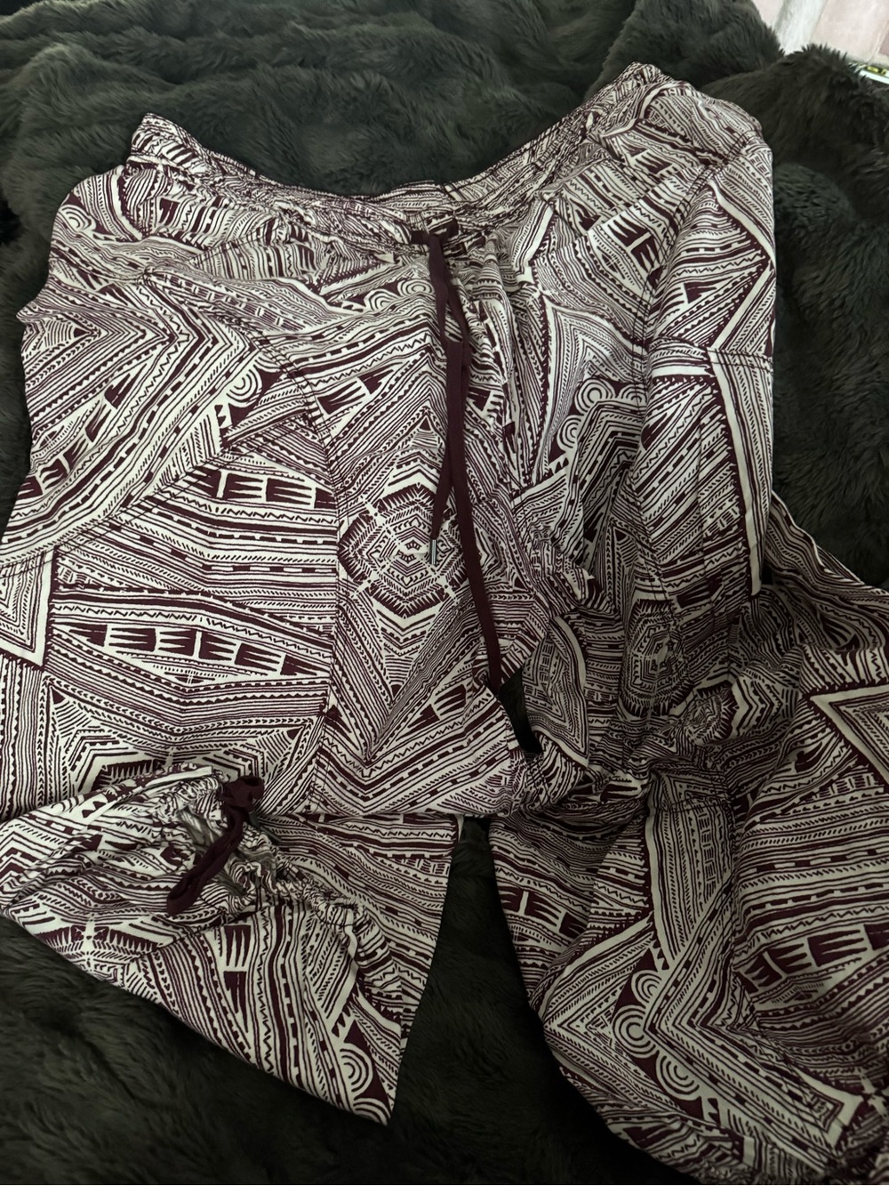 Anthropologie Geometric Drawstring Pants - Burgundy & White
